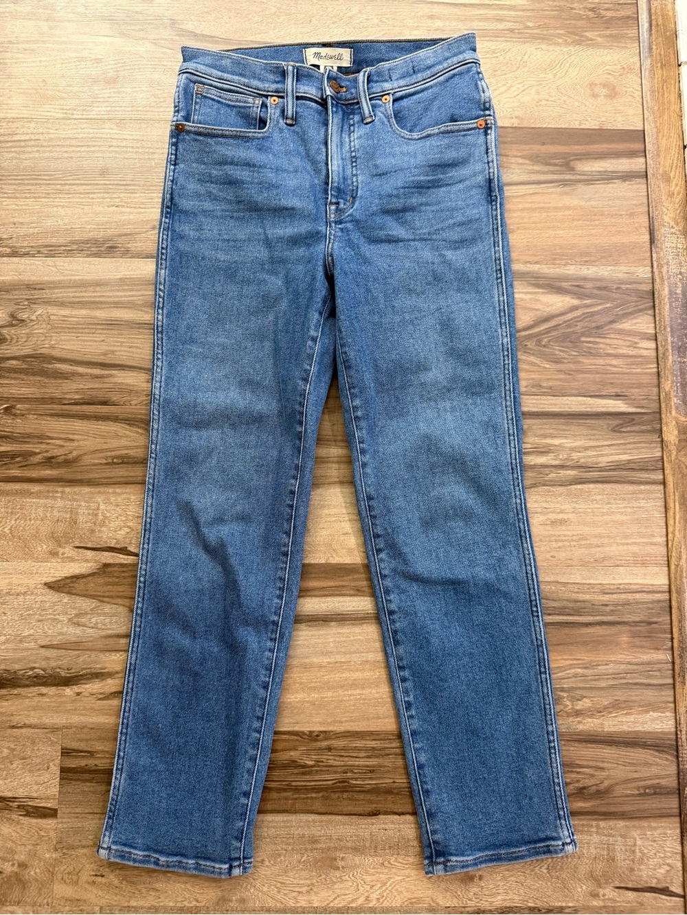 Madewell Stovepipe Jeans in Medium Blue Wash